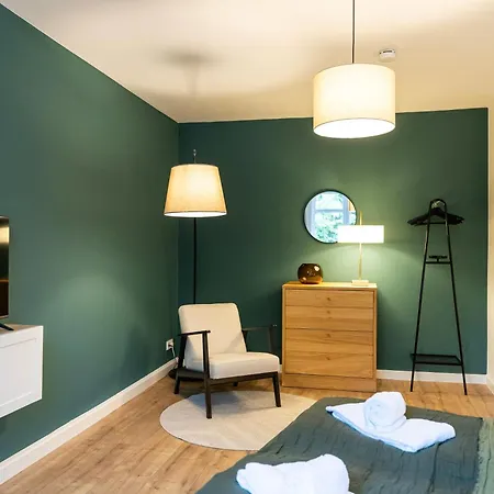 Nora Messe * Dresden